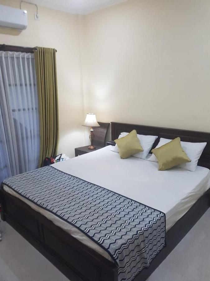 Yogi Homestay Canggu Exterior foto