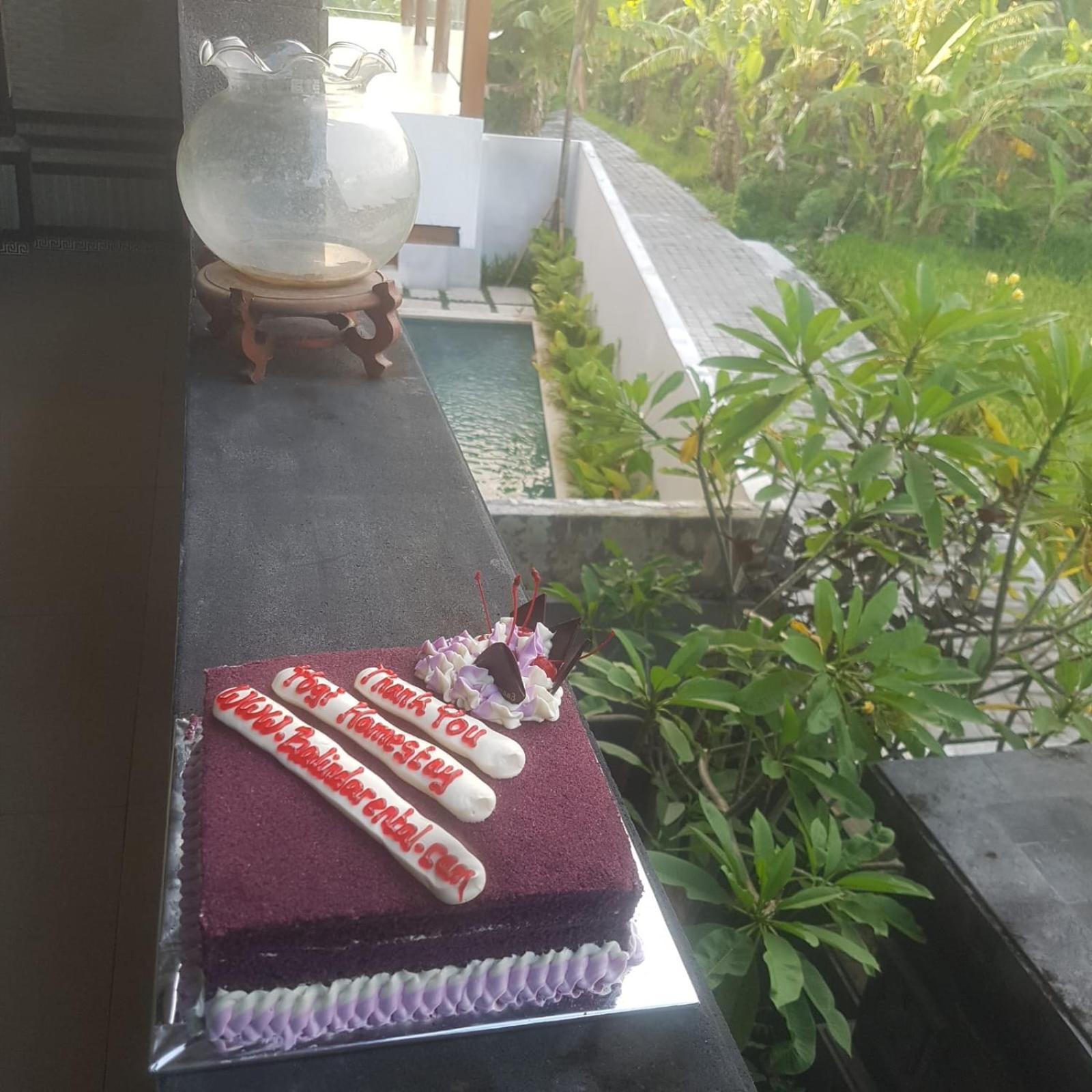 Yogi Homestay Canggu Exterior foto